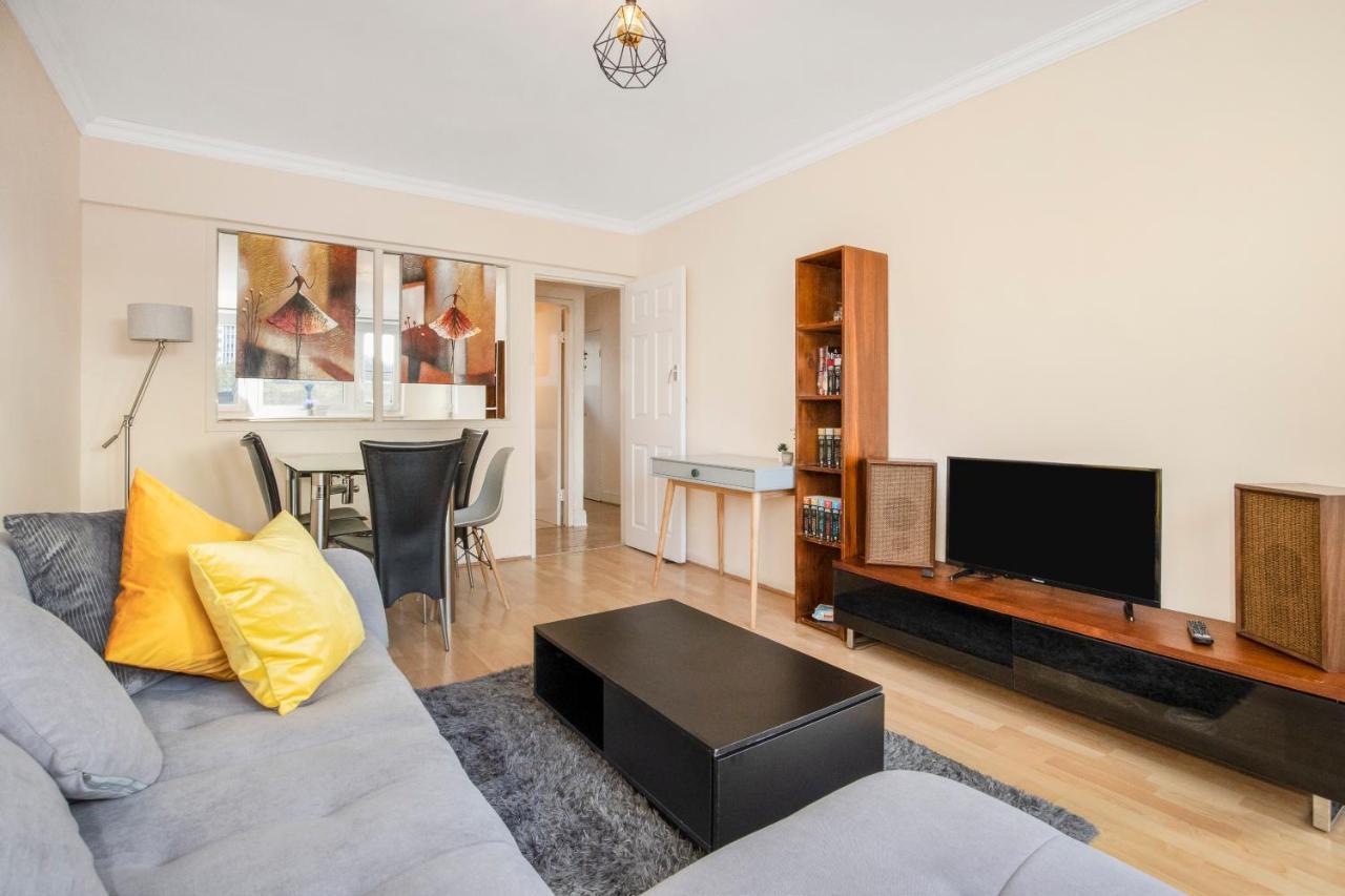 Easy Living Near Angel And Apartment *