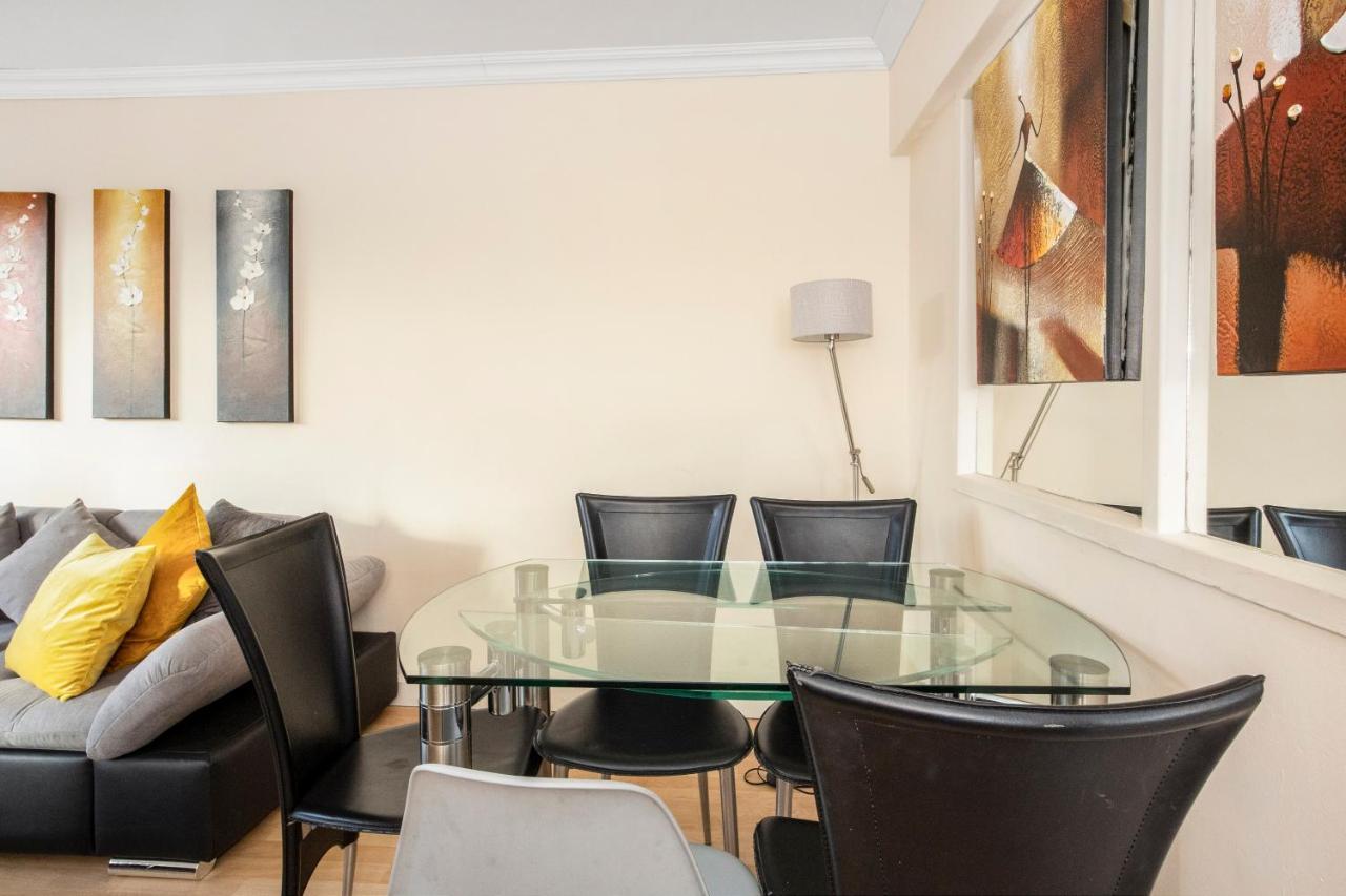 Easy Living Near Angel And Apartment London